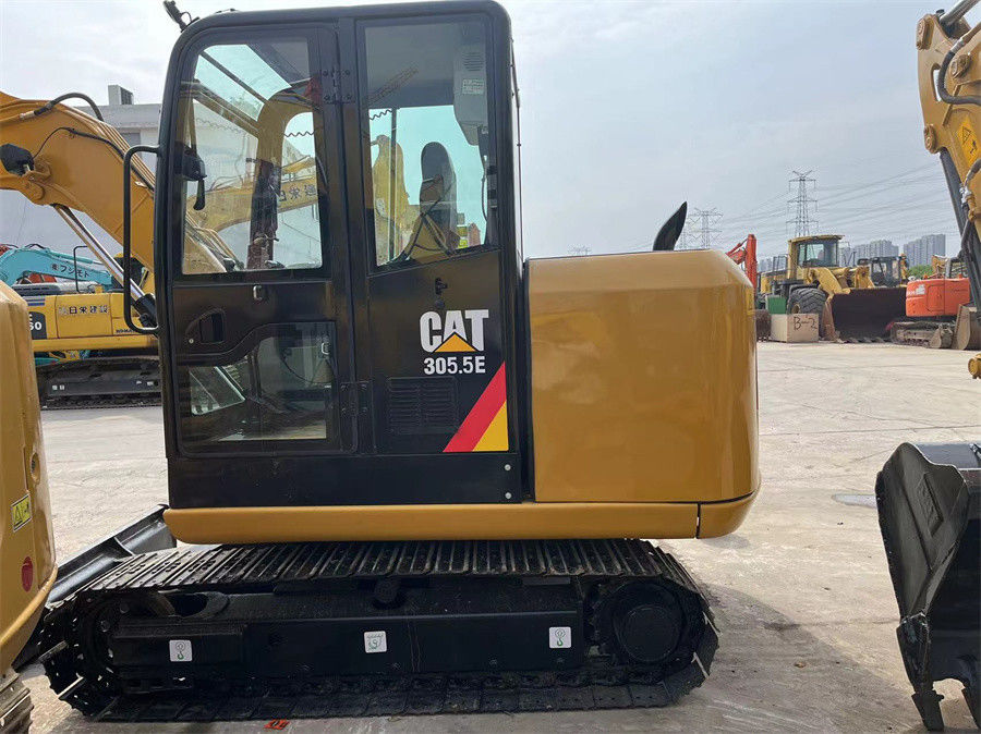 305.5E2 Używana koparka Caterpillar 5,5 ton Mini hydrauliczna koparka gąsienicowa