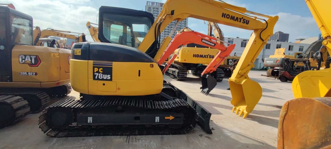 Komatsu PC78US 6 Używana minikoparka 7 ton Używana koparka gąsienicowa