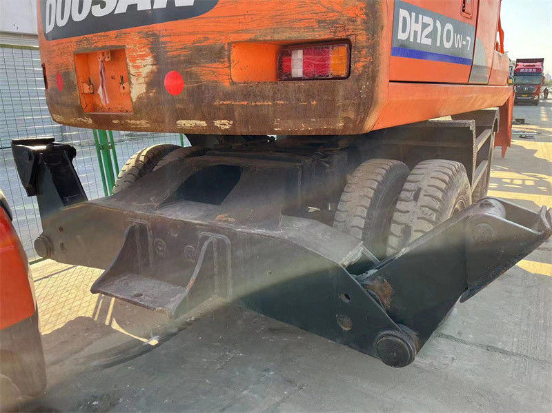 Oryginalny użyty koparz kołowy Doosan DH210W Używany koparz kołowy Doosan 21 Ton