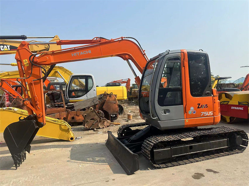 Wykorzystany Mini Ekskawator Hitachi ZX75US Wykorzystany 7,5-tonowy Hitachi ZX75 Mini Ekskawator Digger
