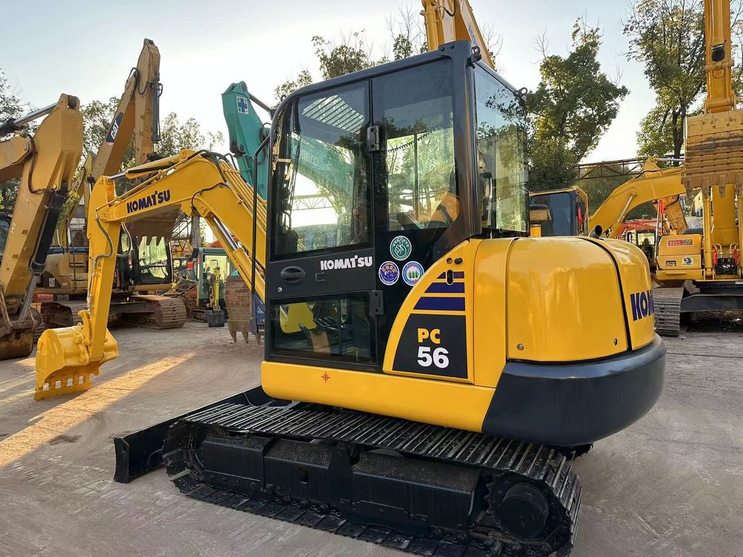 Komatsu PC56-7 Mini Ekskawator w użyciu 5 ton Ekskawator Komatsu W dobrym stanie