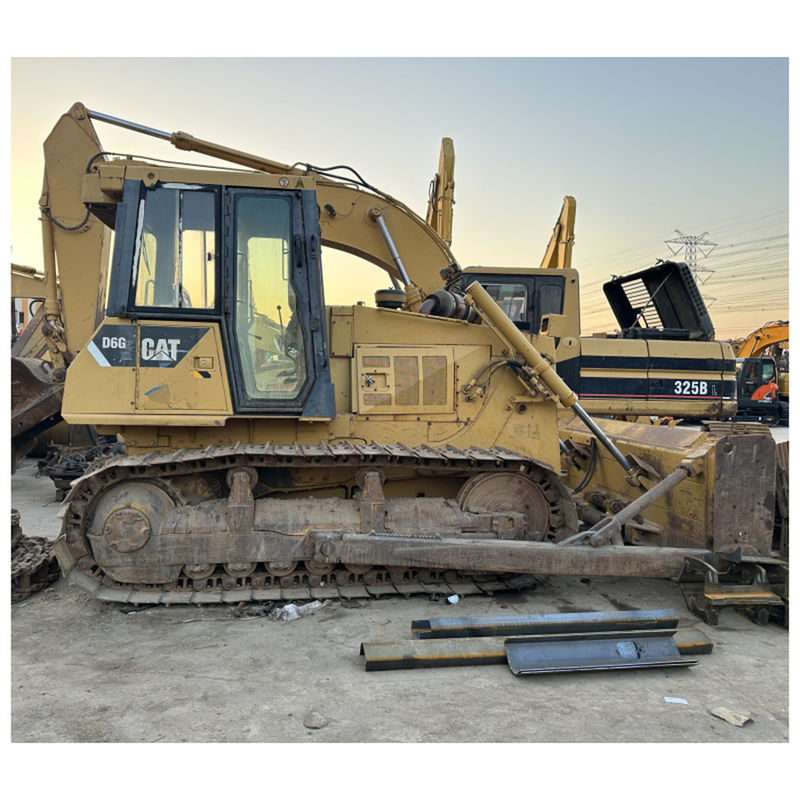 CAT D6G 2XL Bulldozer Caterpillar Traktor Mocny do budowy i przemieszczania ziemi