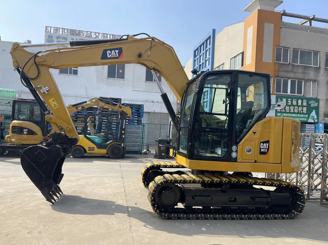 Wykorzystane Caterpillar 307.5 Excavator 0,33 M3 Pojemność wiadra do projektów budowlanych