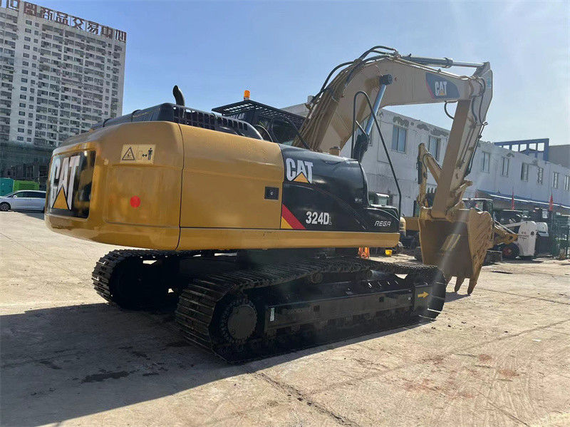 24 tony użyty kat 324DL z silnikiem C7 oryginalny kat kat kat
