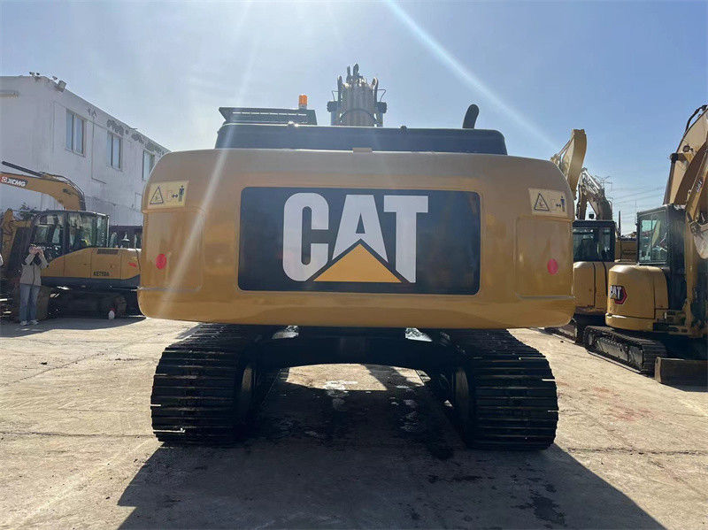 24 tony użyty kat 324DL z silnikiem C7 oryginalny kat kat kat
