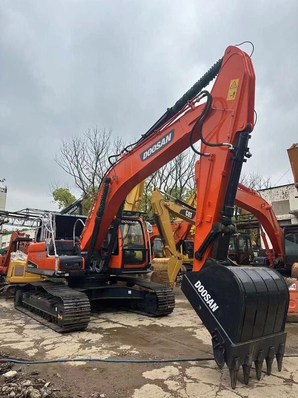 Oryginalny grabarz Doosan Używany grabarz Doosan DX300LC Grabarz duży grabarz