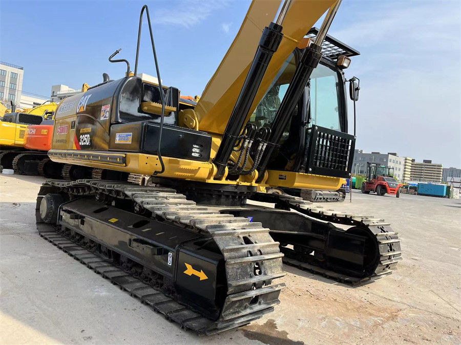 CAT 325DL Hydraulic Excavator Japonia Wytworzony z silnikiem C7 1.4m3 pojemność wiadra.