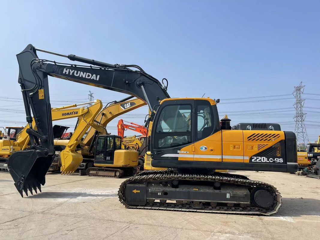 Hyundai 220LC-9S Ekskawator Używany Ekskawator duży o masie 22 ton