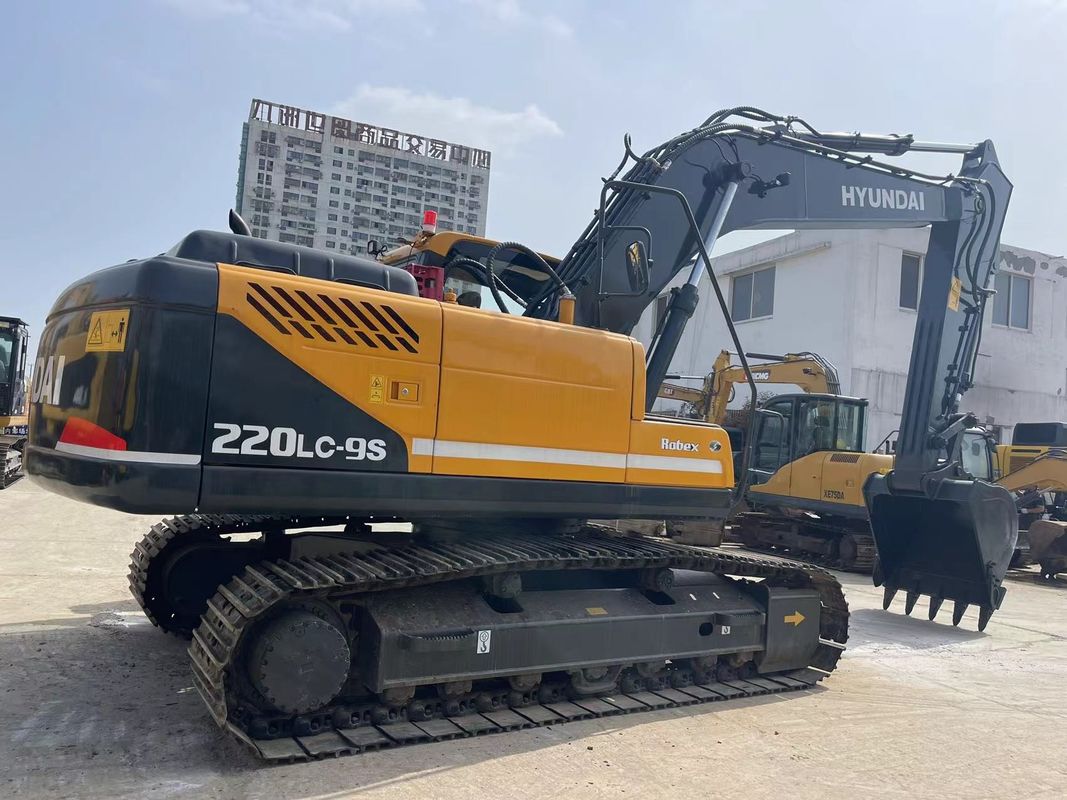Hyundai 220LC-9S Ekskawator Używany Ekskawator duży o masie 22 ton