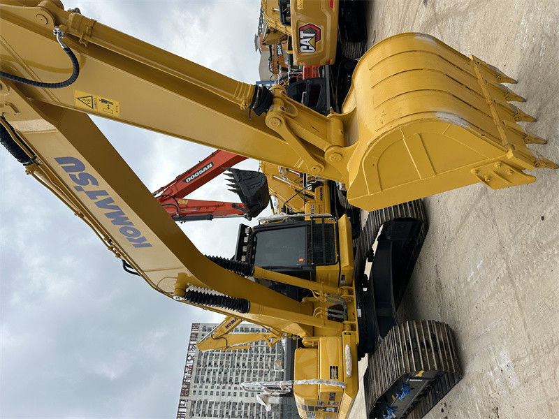 Wyposażony Komatsu PC200-8 Wyposażony Ekskawator z Japonii W doskonałym stanie Średnia wielkość Ekskawator hydrauliczny