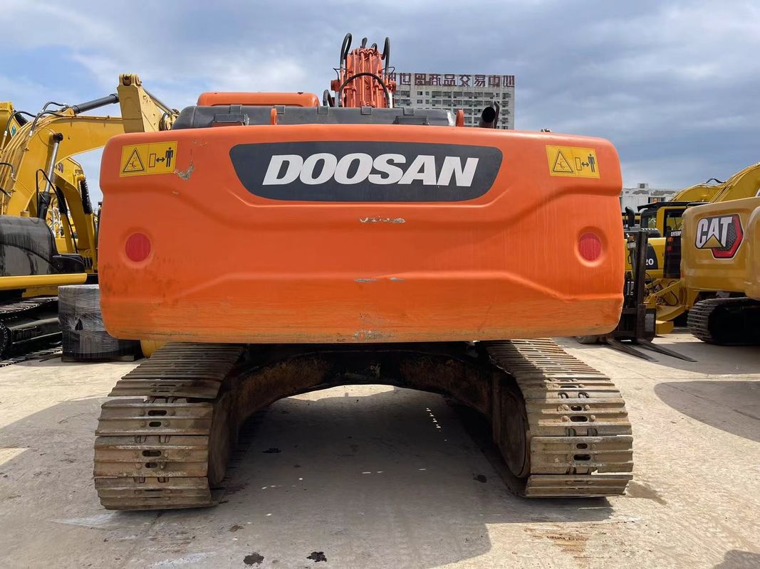 Znajdź idealną parę używana koparka Doosan DX225LCA 22 tony w doskonałym stanie