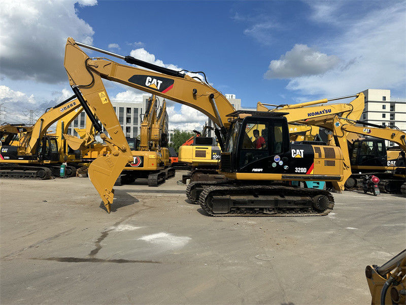 Wykorzystane koparki Cat 320D Wykorzystane koparki z pojemnością 1 M3 wiadra