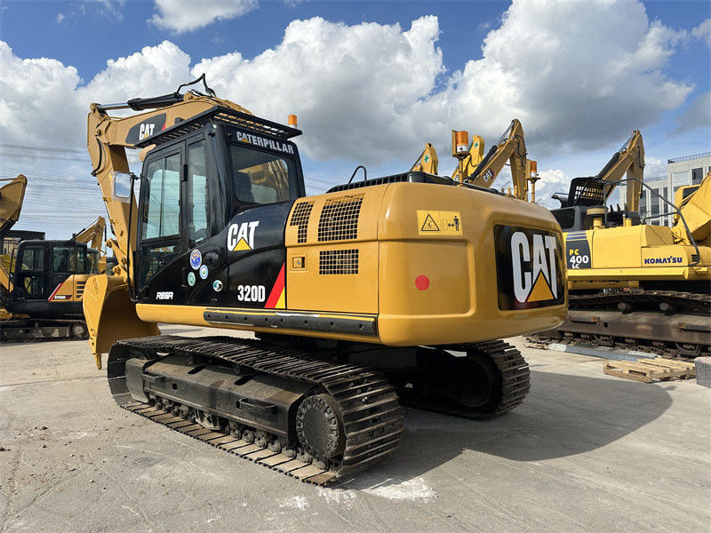 Wykorzystane koparki Cat 320D Wykorzystane koparki z pojemnością 1 M3 wiadra
