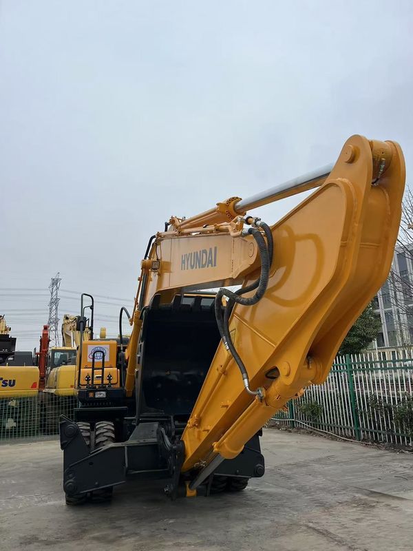 Rodzaj ruchomego użytkowanego grabiaka Hyundai R210W-9 21 ton użytkowany grabiak Hyundai