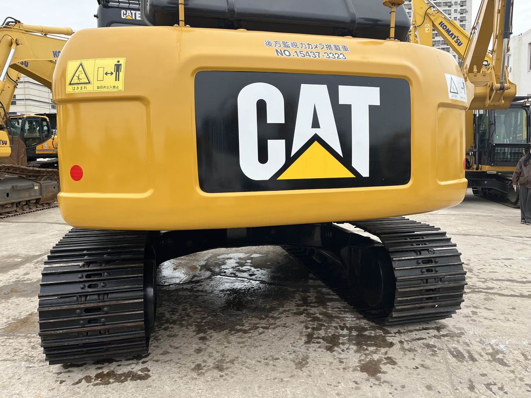 Wykorzystany kataklizator CAT 323DL do budowy typu ruchomego