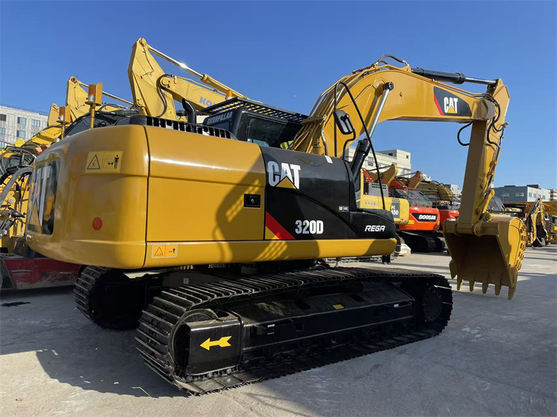 Używana koparka CAT 320D o wadze 20 ton, używana koparka Caterpillar z niskim przebiegiem godzin pracy
