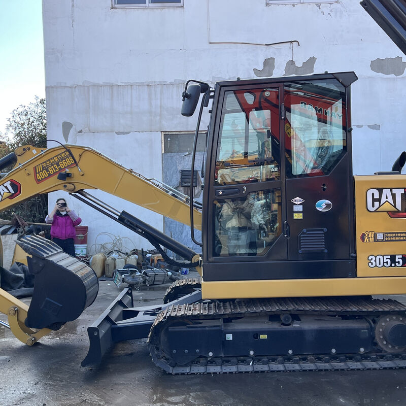 Koparka mini CAT 305 5E z 2024 roku, tylko 5,2 godziny, jak nowa, bardzo niski przebieg, kompaktowa koparka
