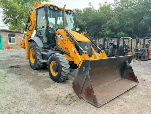 Wykorzystany ładowarka JCB 3CX z podzielonymi wiadrowymi ramionami