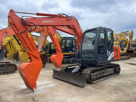 Używany grabarz Japonii Hitachi ZX70 z ostrzem do projektów budowlanych