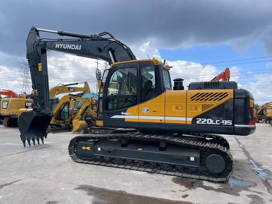 Używana koparka Hyundai R220LC-9S 22T gąsienicowa z łyżką 1,2 m3